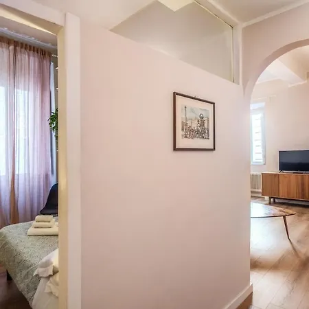 Cappellari Campo Dei Fiori Int 3 * Rome